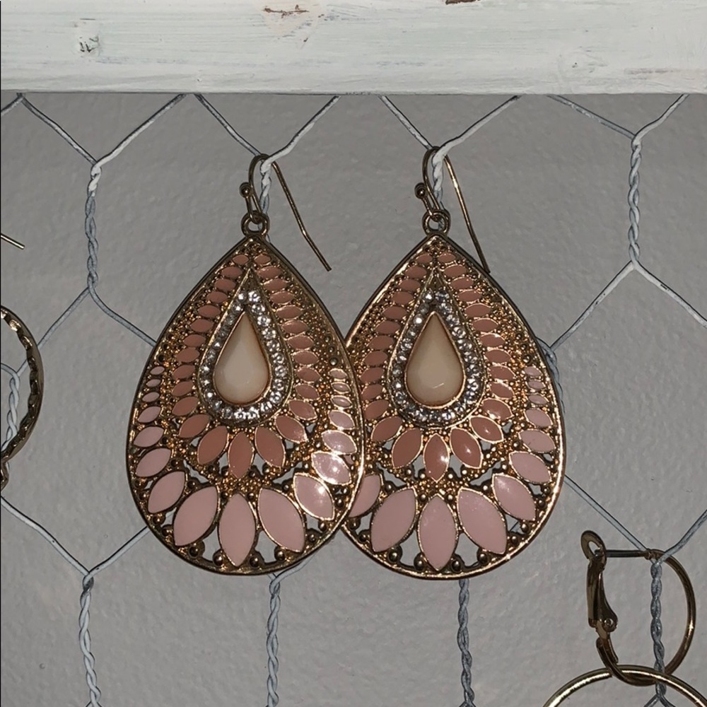 Pink teardrop earrings
